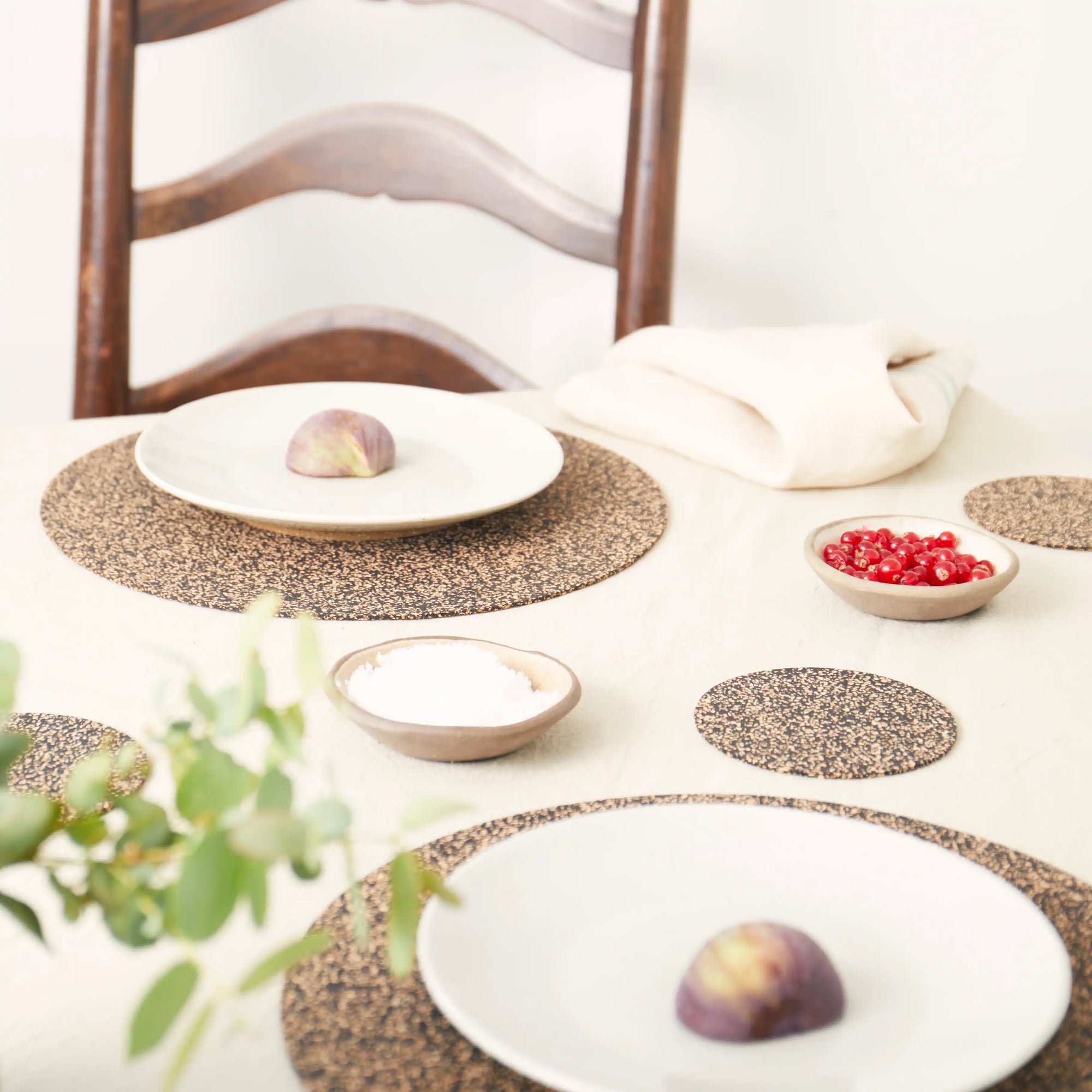 Dash Recycled Rubber &amp; Cork Placemats | Round S/8 + 8 FREE coasters